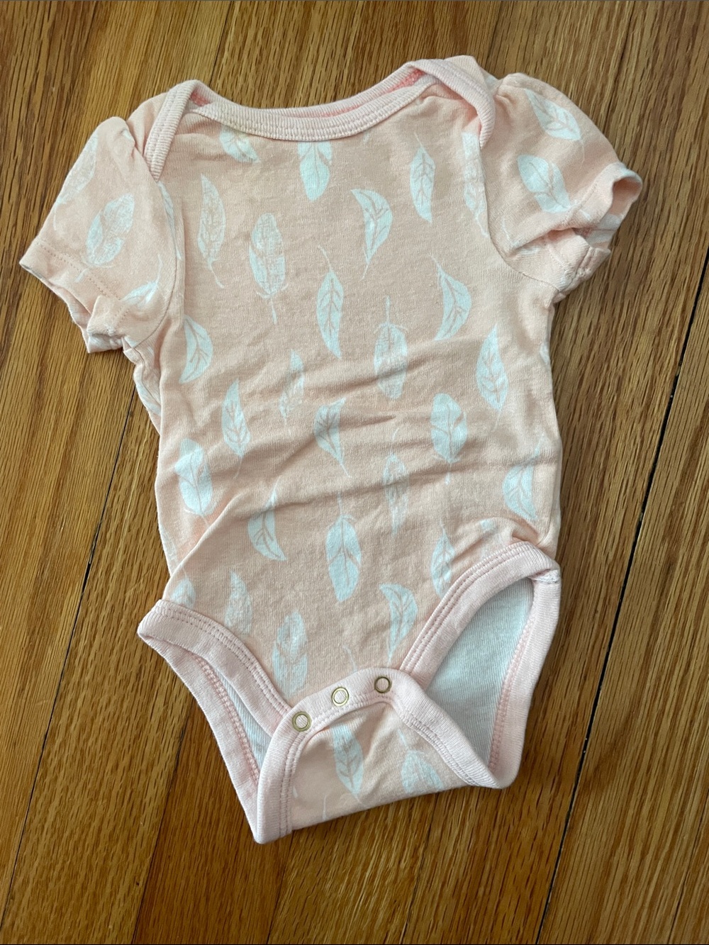 cloud island Light Pink Feather Print Baby Bodysuit